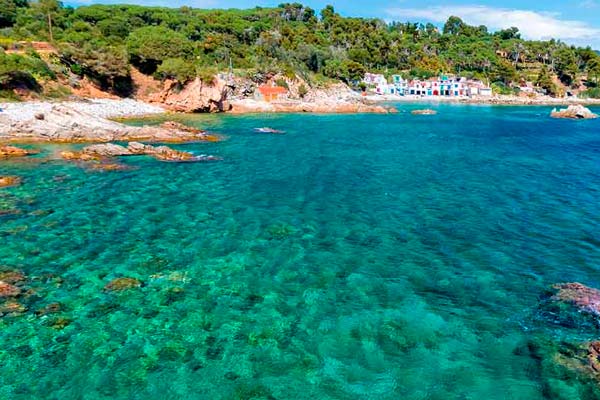 Vista de una de las calas de la Costa Brava