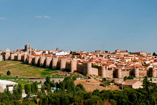 La ciudad de Ávila presenta un aspecto medieval